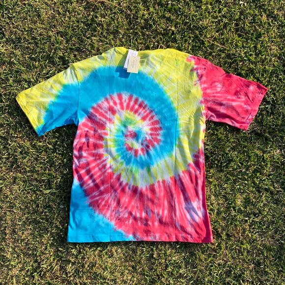 Mens Guess Jeans vibrant tie-dye Tshirt Size Small - Picture 4 of 4